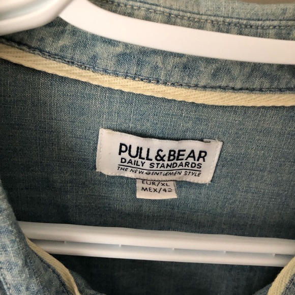 Pull & Bear Button-Up - Size XL - Picture 6 of 6